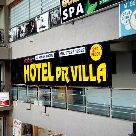 Hotel Pr Villa Gandhinagar Eksteriør billede